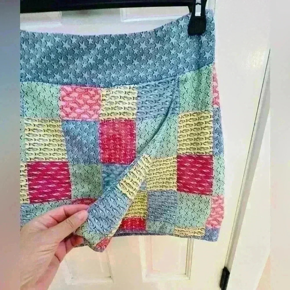 Vineyard Vines Madras skirt, size 8, side zipper, - Picture 3 of 5